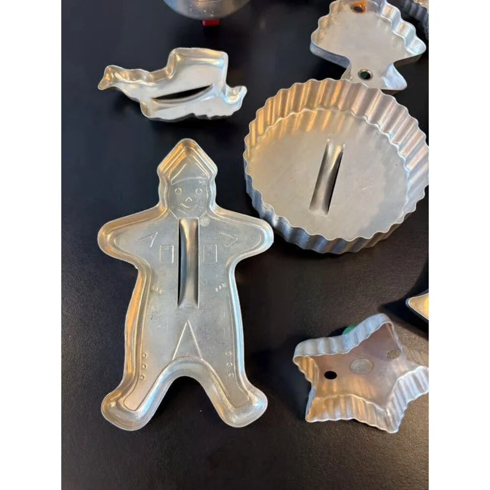 Vintage Aluminum Cookie Cutter Lot Gingerbread Man Star Bell Holly Reindeer